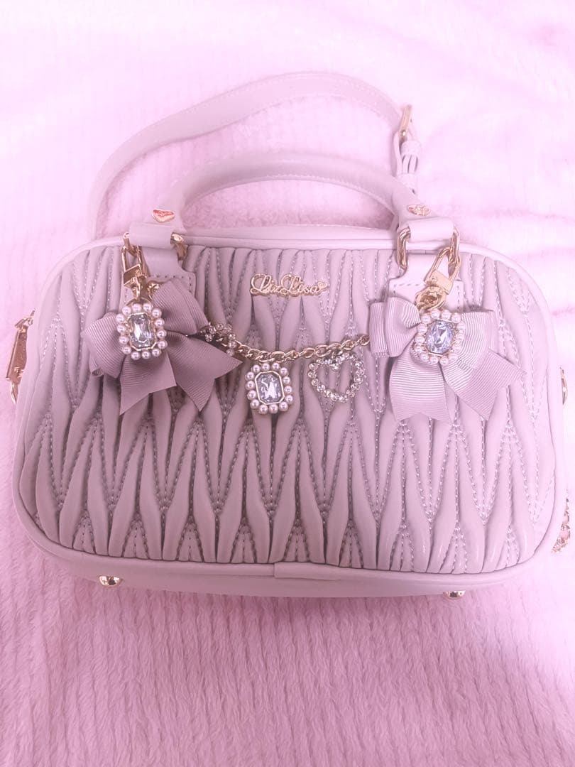 リズリサ キルティングリボンチャームポシェット