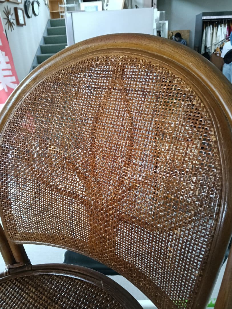 y　ラタン製カジュアルチェア　回転式