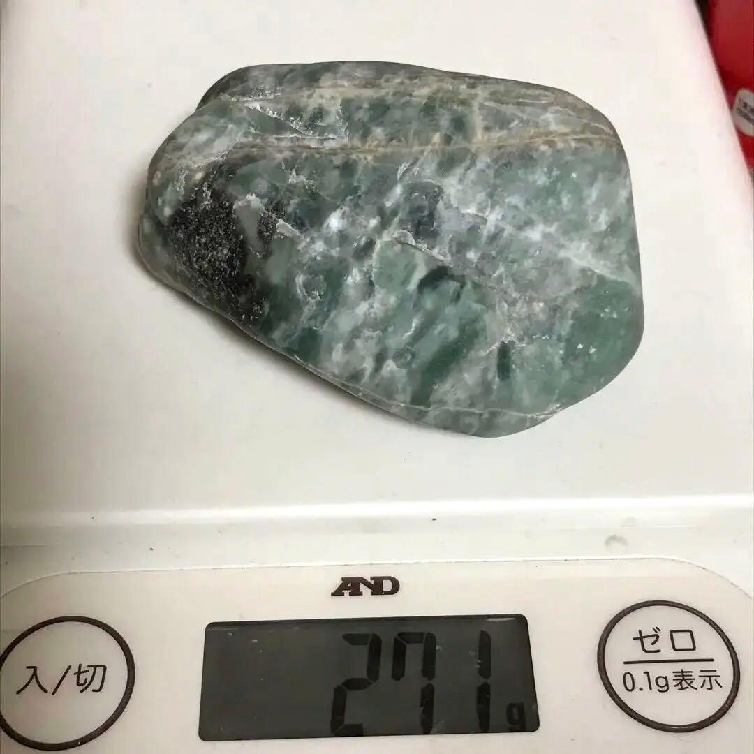 糸魚川翡翠　高透過　271g
