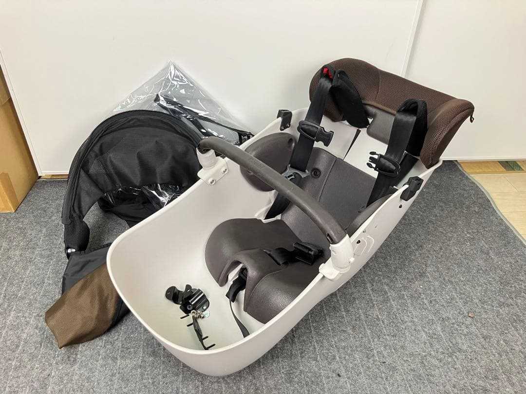 パナソニック ギュットクルーム フロントチャイルドシート レインカバーなど付属