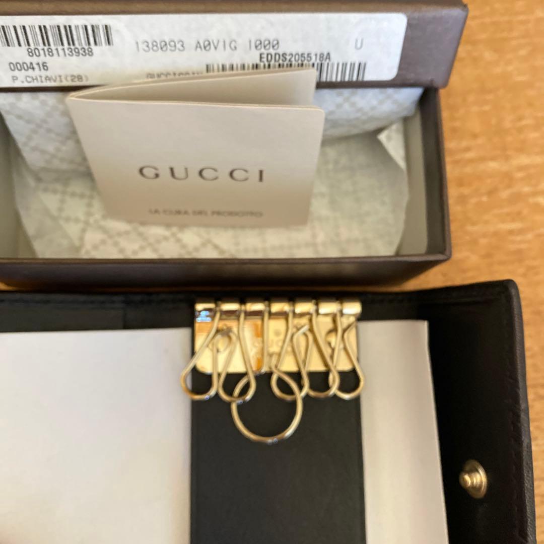 GUCCI 138093グッチキーケース レザー 黒 6連