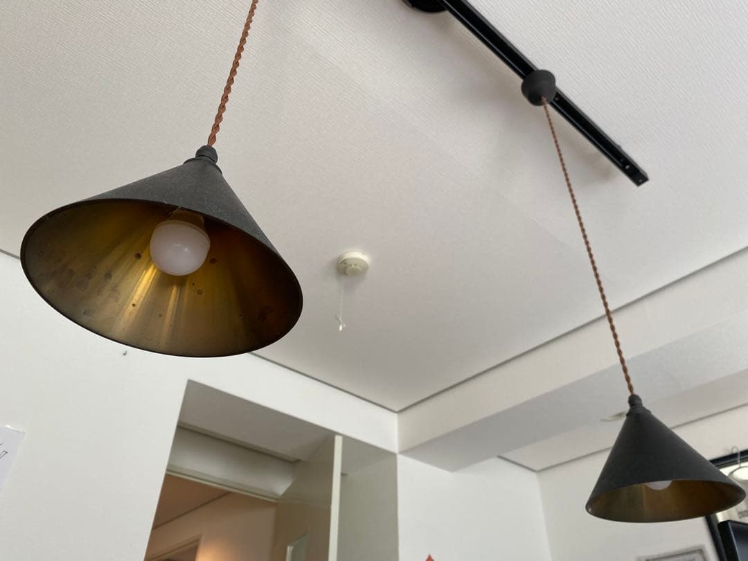 akaryo555 フタガミペンダントランプ 円錐 鍛金 黒ムラ2個セット