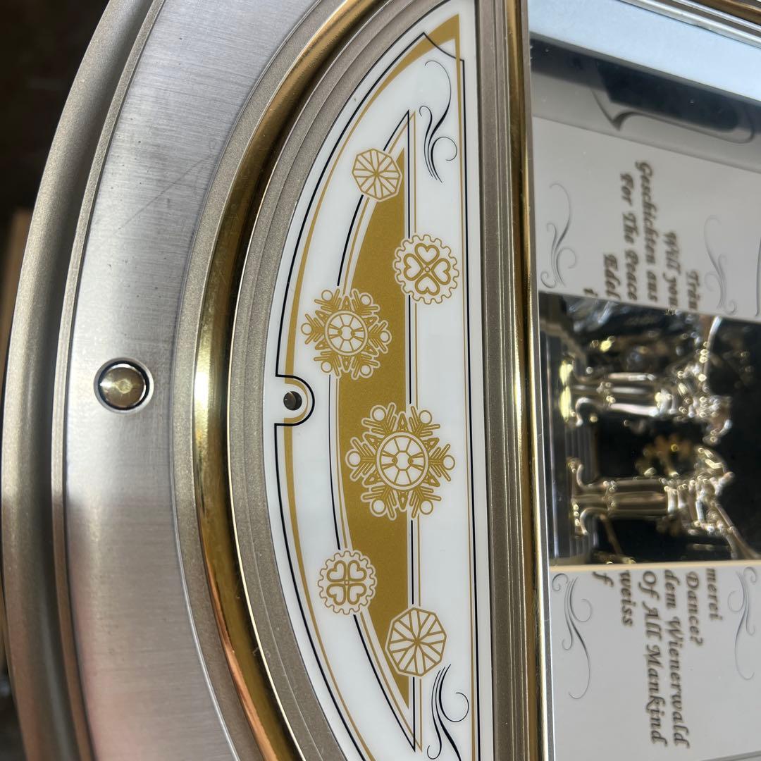 RHYTHM 4MN427RH 掛け時計 カラクリ時計 スモールワールドティアラ