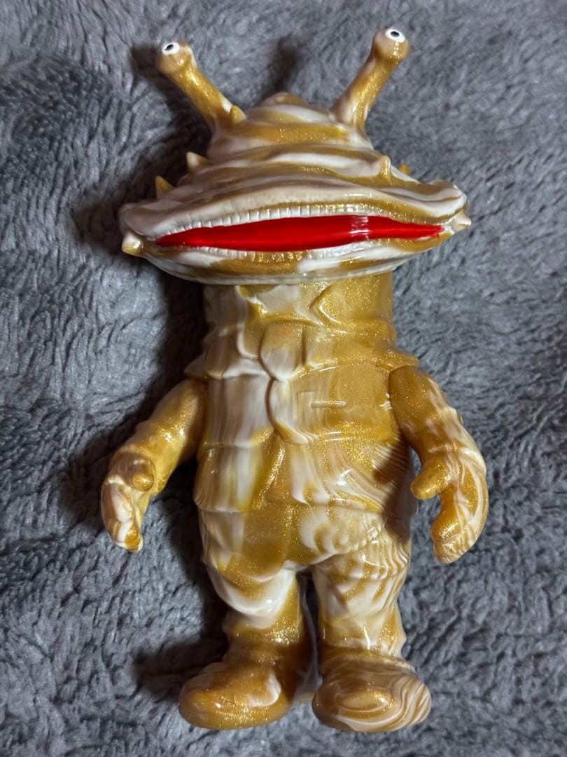 シークレットベース カネゴン secretbase インディーズ ソフビ