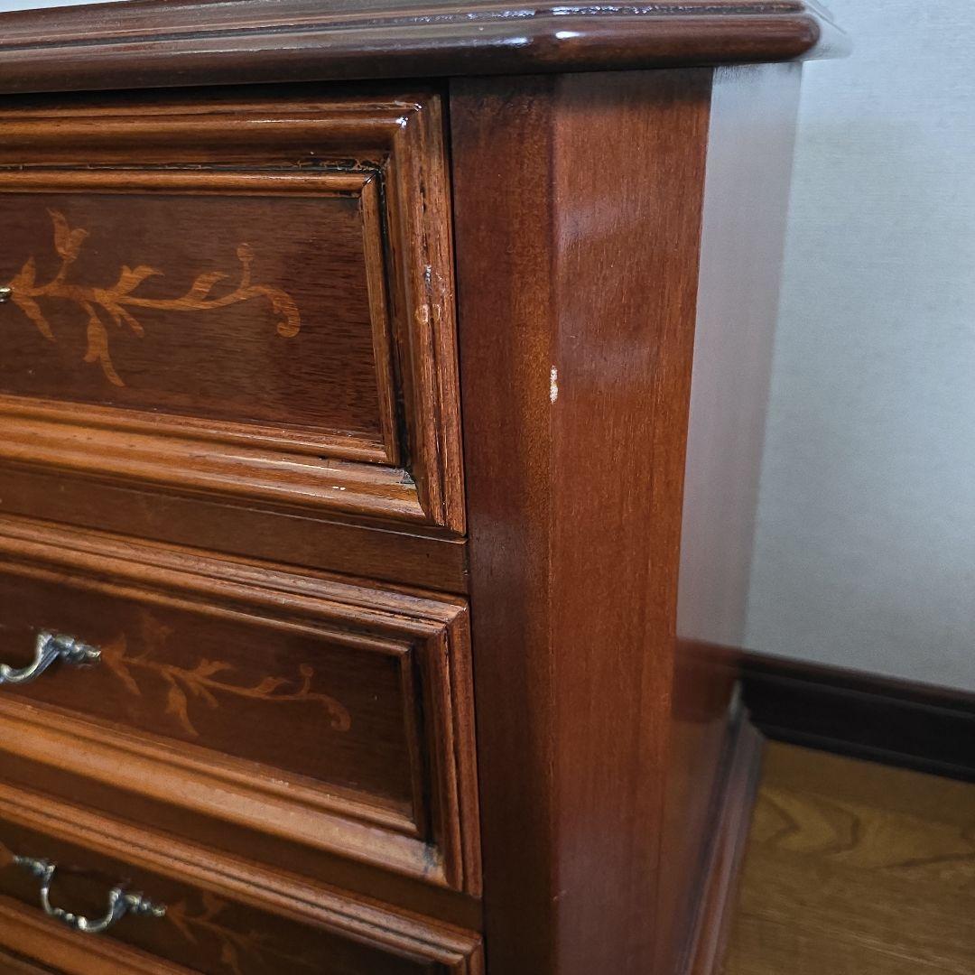 アッティカ　チェスト　三段　イタリア　象嵌　家具　猫足