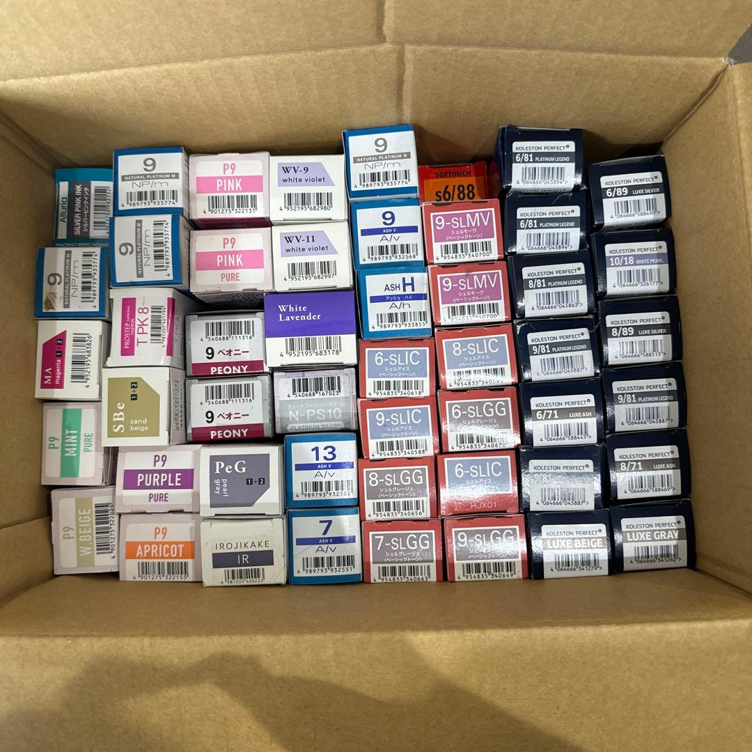 フィヨーレ、コレストン、オルディーブ等カラー剤セット