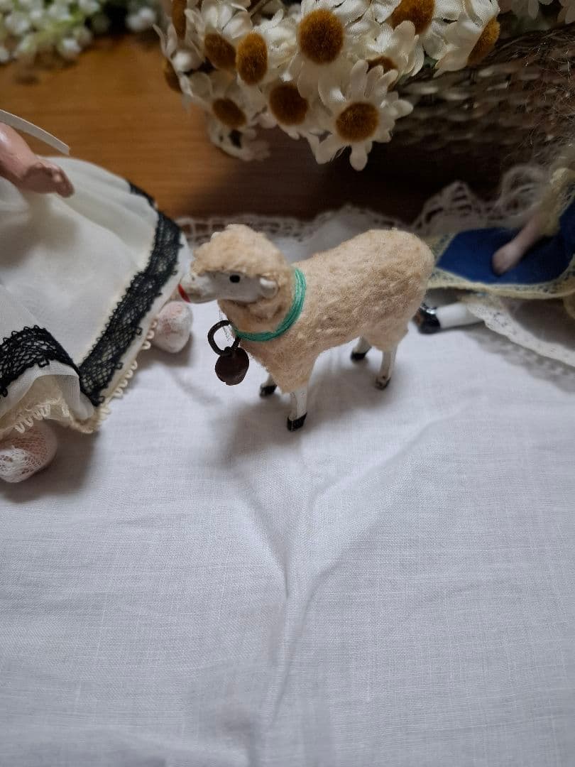 アンティークビスクドール★羊★ミニョネット★フランス人形★ジュモー★ドイツドール