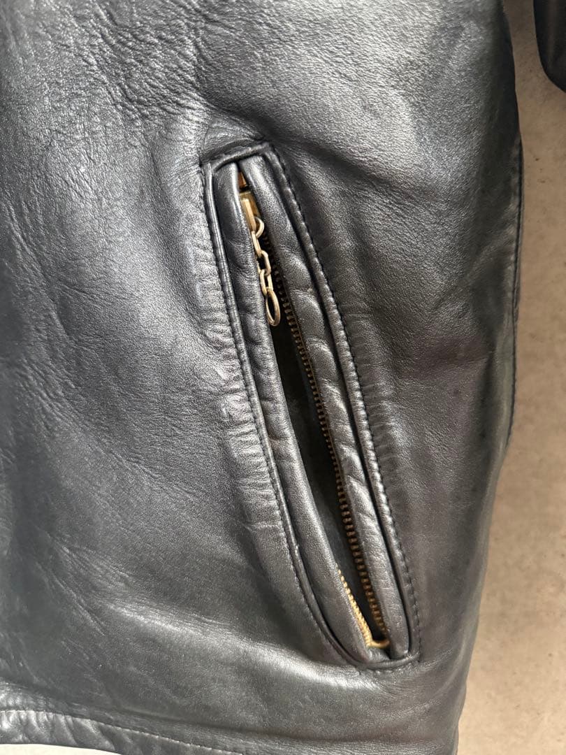 Schott シングルライダース