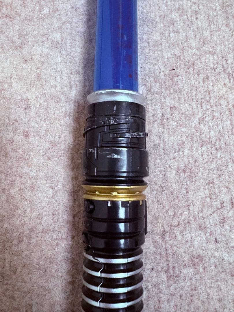 注目品！スターウォーズ ライトセーバーセットジェダイマスター 組み立て自由