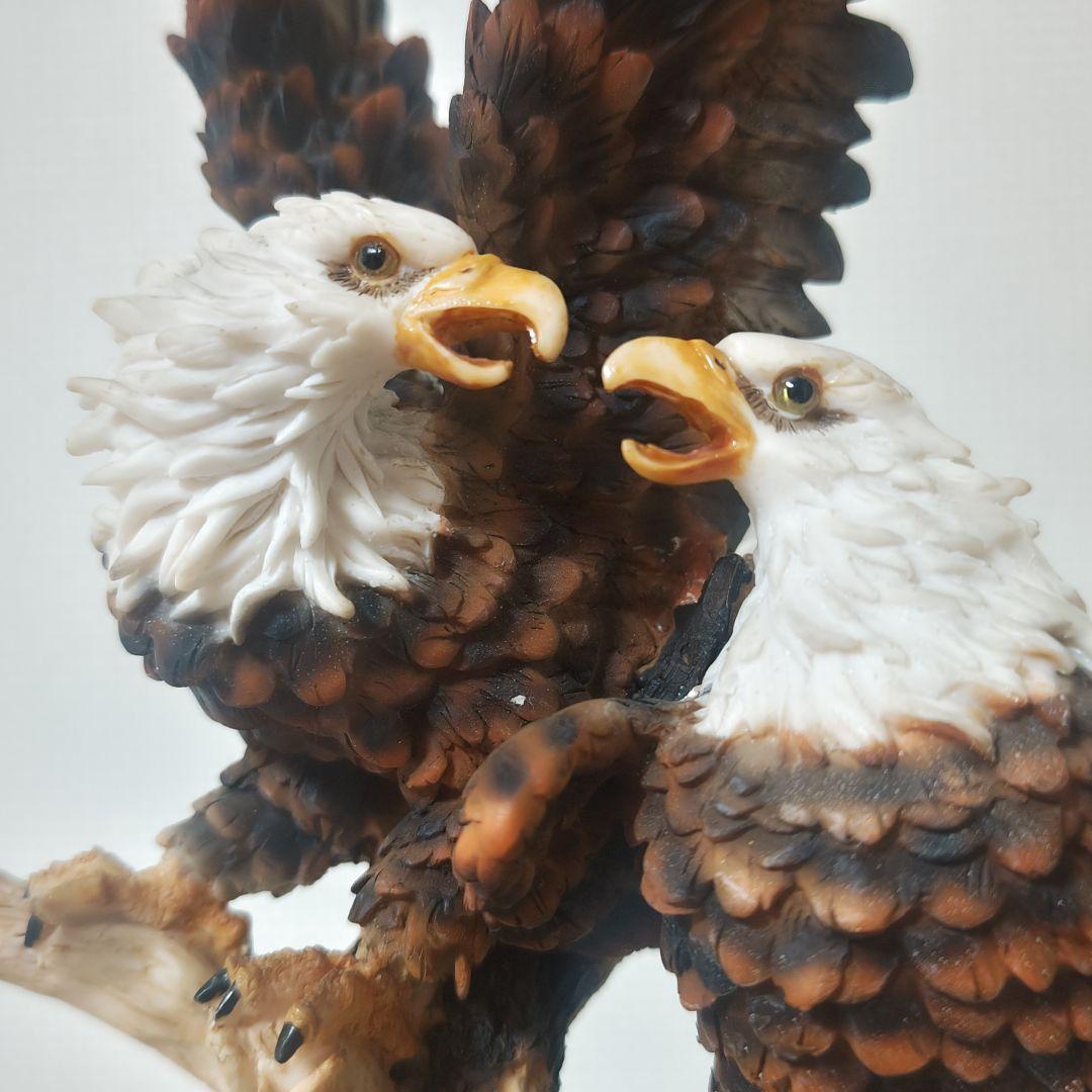 Bald Eagles フィギュリン 親子 ヒナ