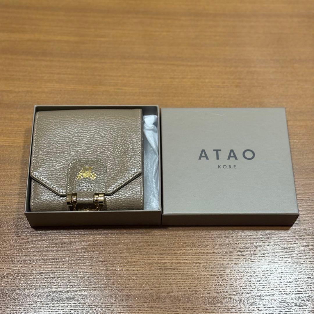 アタオ ATAO ロトロ／大容量の二つ折り財布