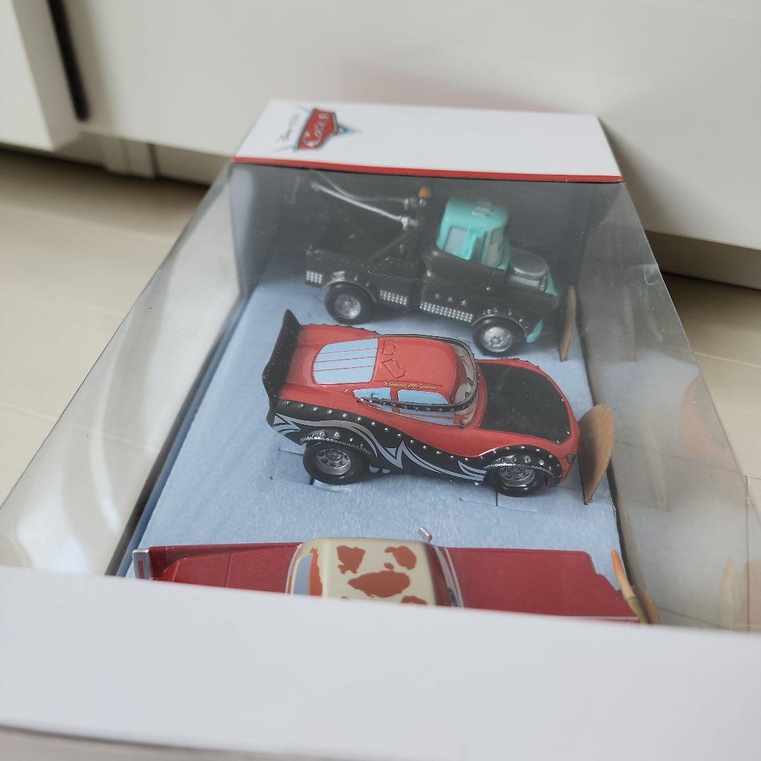 カーズ マテル ヘビーメタルメーター ディズニー ピクサー ミニカー３台セット