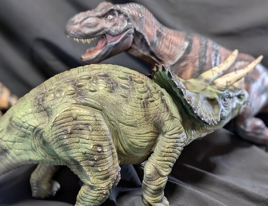特大ティラノサウルスレックス他ジュラシックパーク（ツクダホビー）ソフビ４体セット