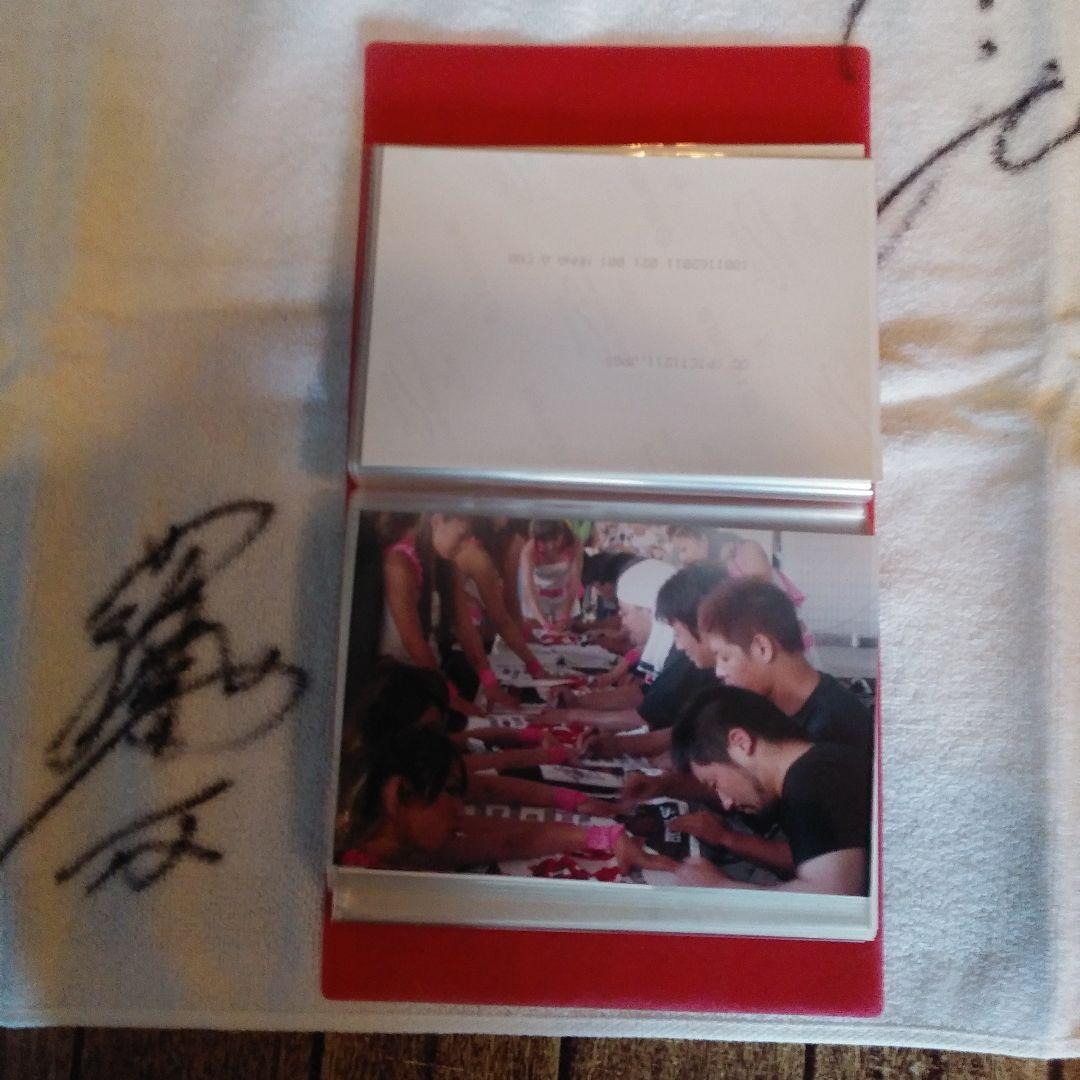 2005シリアルナンバー入り千葉ロッテマリーンズ サイン入りタオルと写真集セット