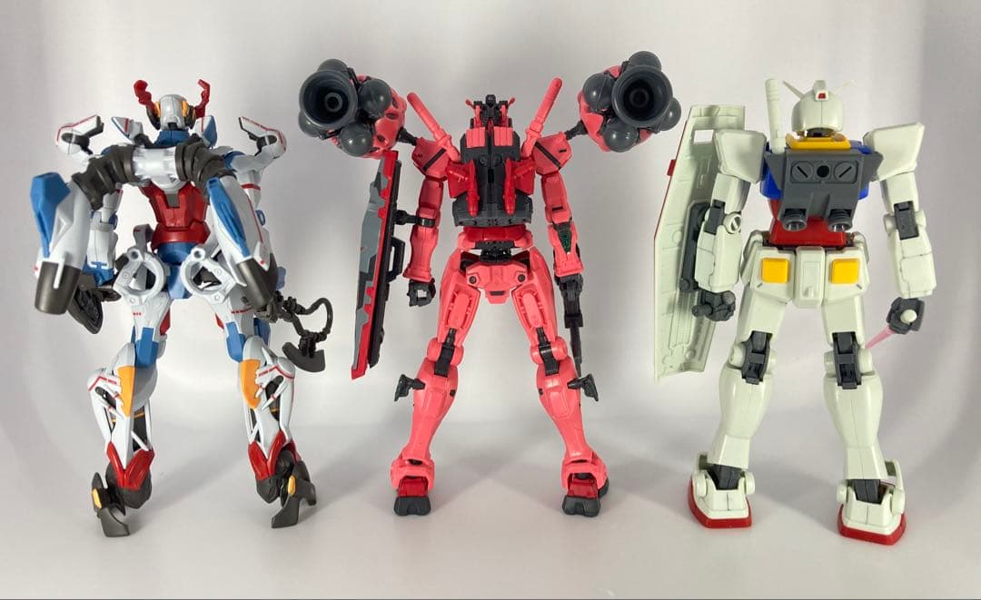 ガンプラ HG ジークアクス、赤いガンダム 他6個セット