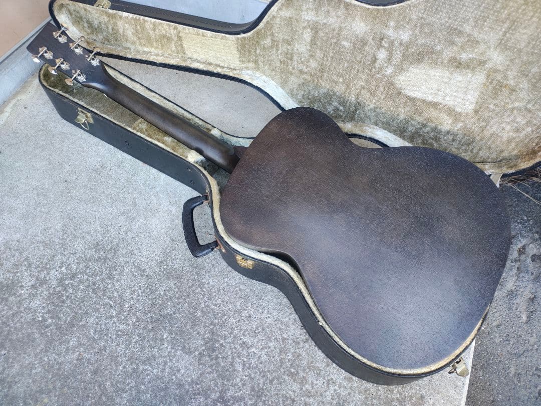 超美品 S.Yairi YF-04 BK マットブラック 弦高2.2mm HC付