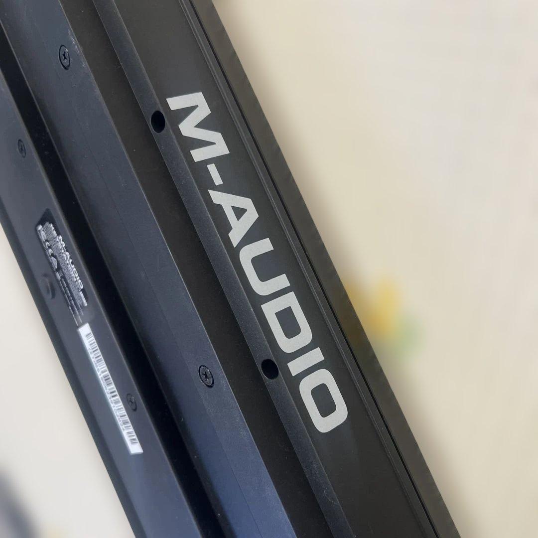 【美品】M-AUDIO MIDIキーボード KEYSTATION61 MK3