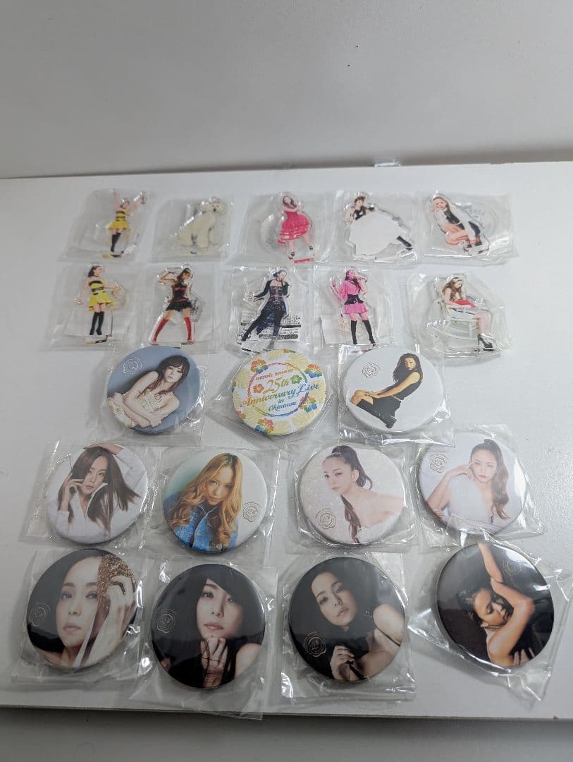 安室奈美恵　アクリルスタンド・88・缶マグネットまとめ売り