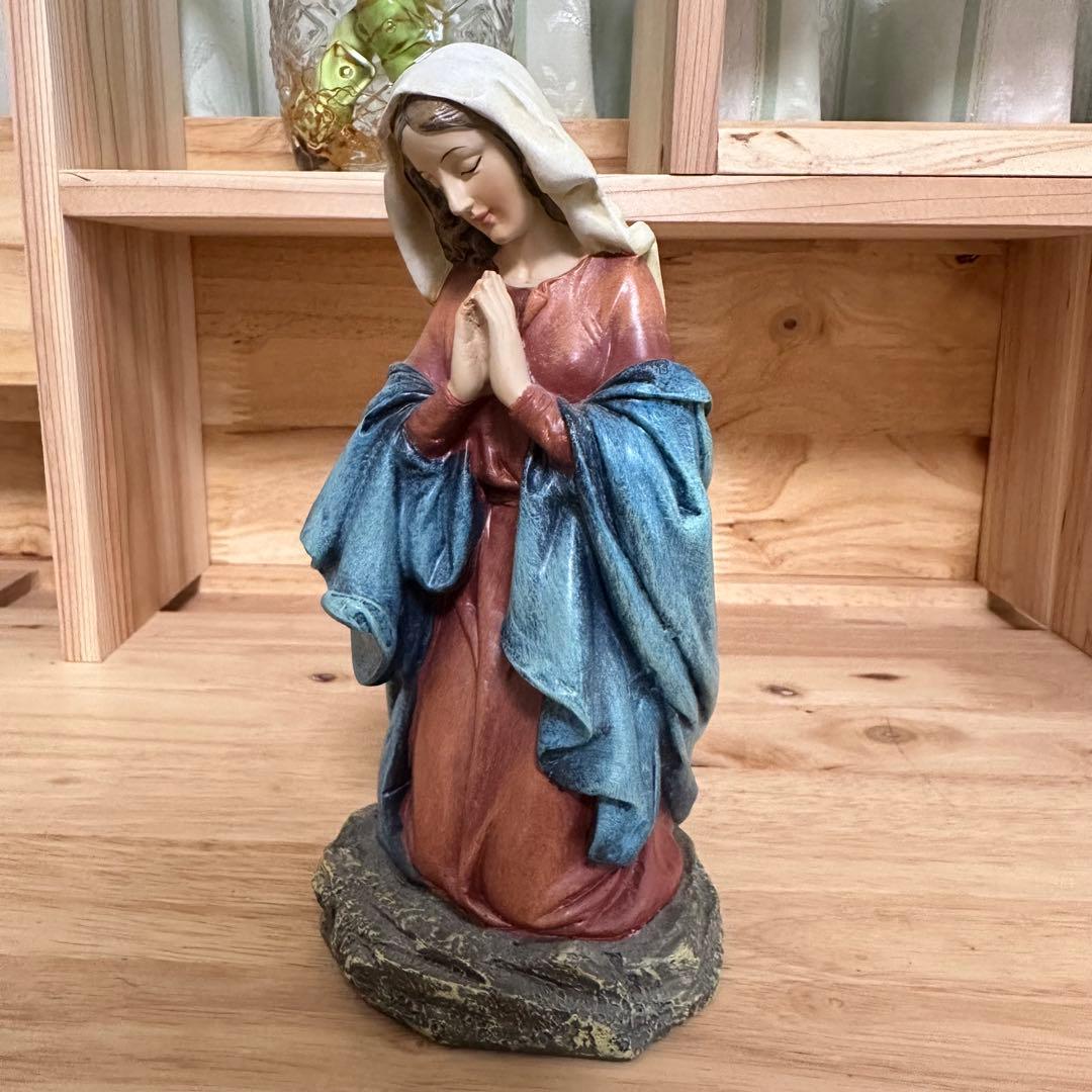 マリア 祈る姿