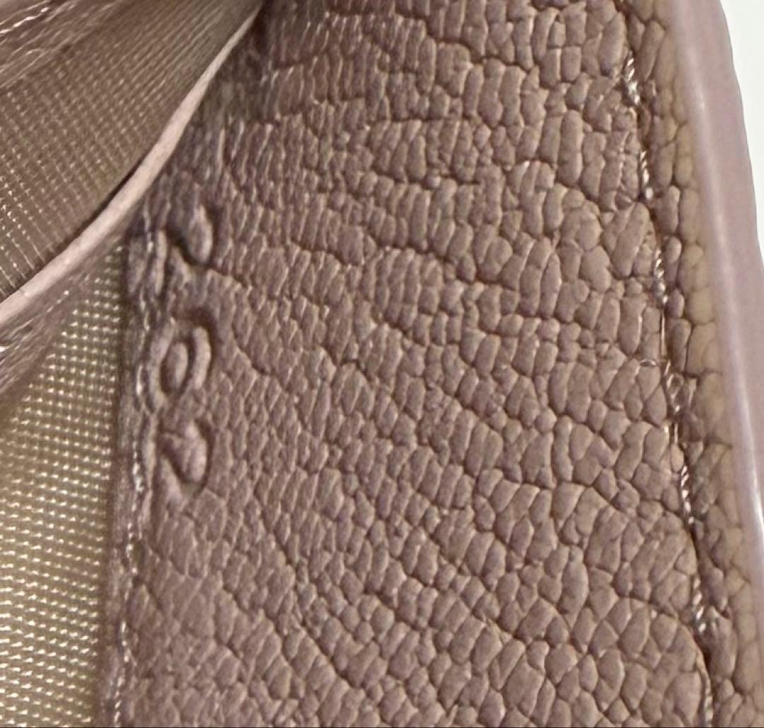 miu miu マドラスパール レザー三つ折り財布