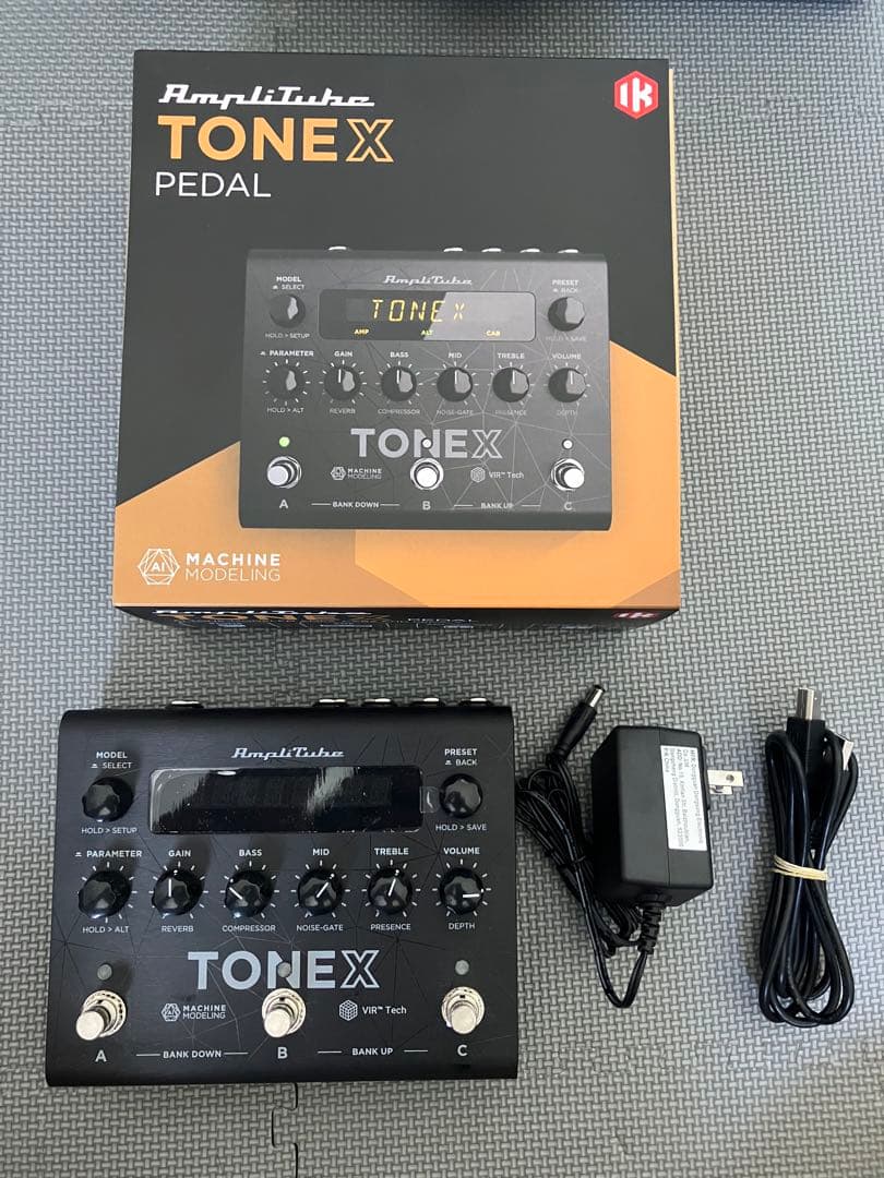 【登録解除済】IK MULTIMEDIA TONEX PEDAL