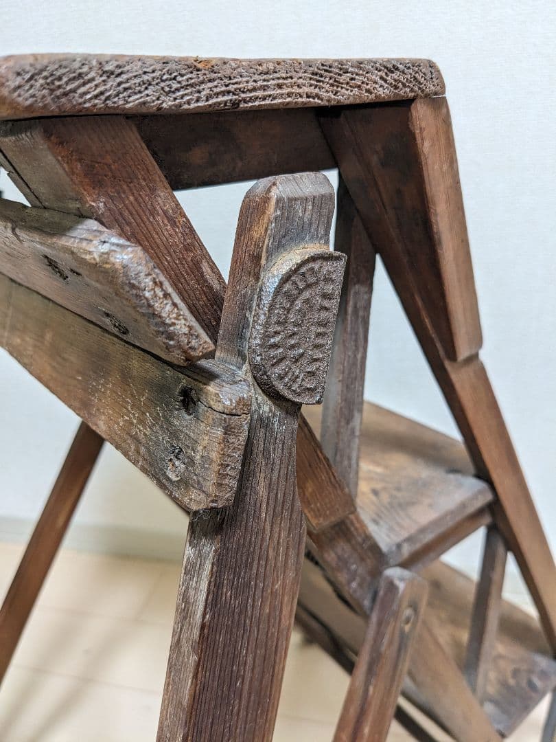 値引OK　イギリスアンティーク　折りたたみ　 木製3段　ステップラダー　脚立