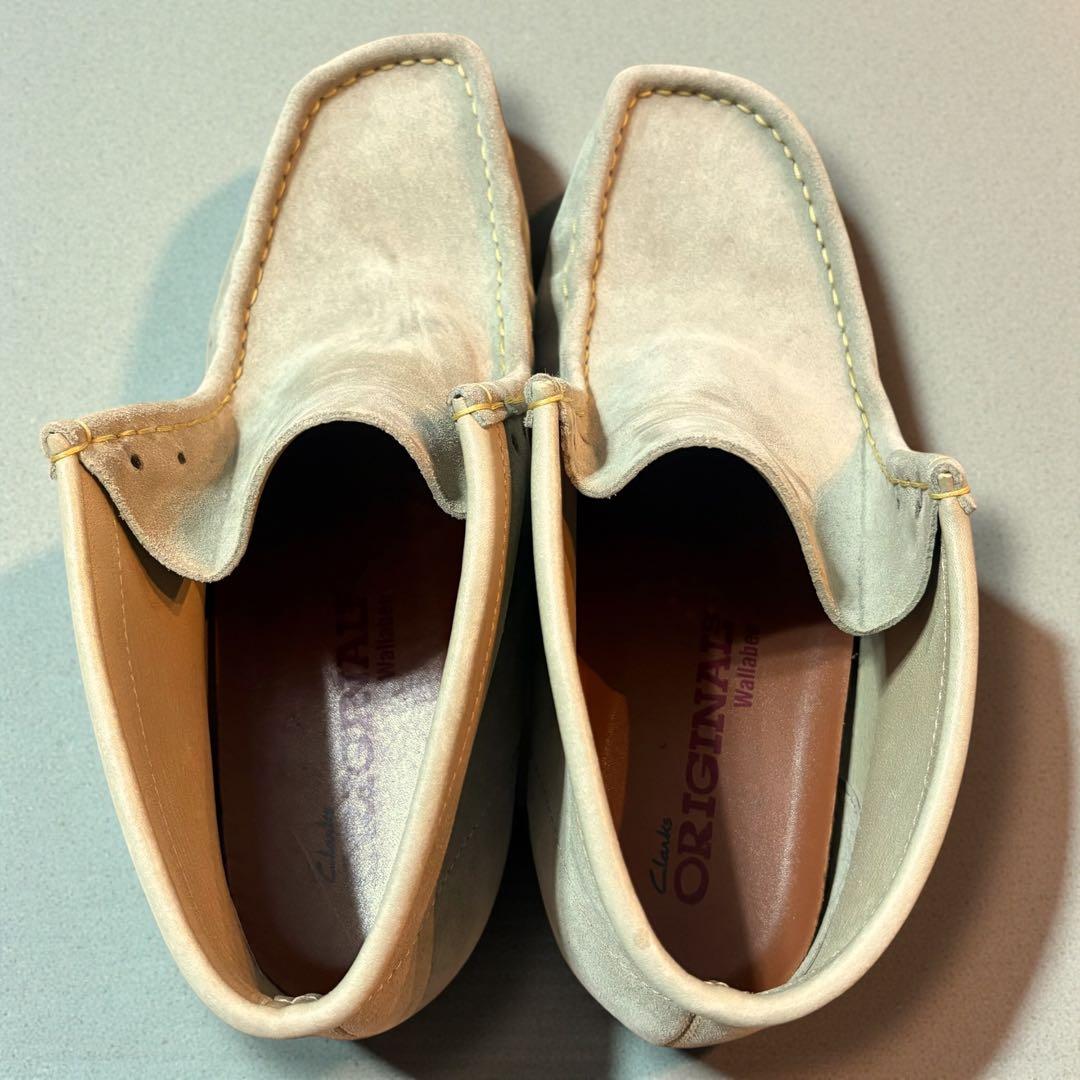 【定番カジュアル】クラークスオリジナルス　ワラビーブーツ　サンドスエード