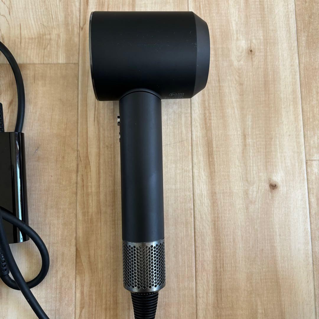 【大特価】Dyson supersonic ヘアドライヤー HD-08