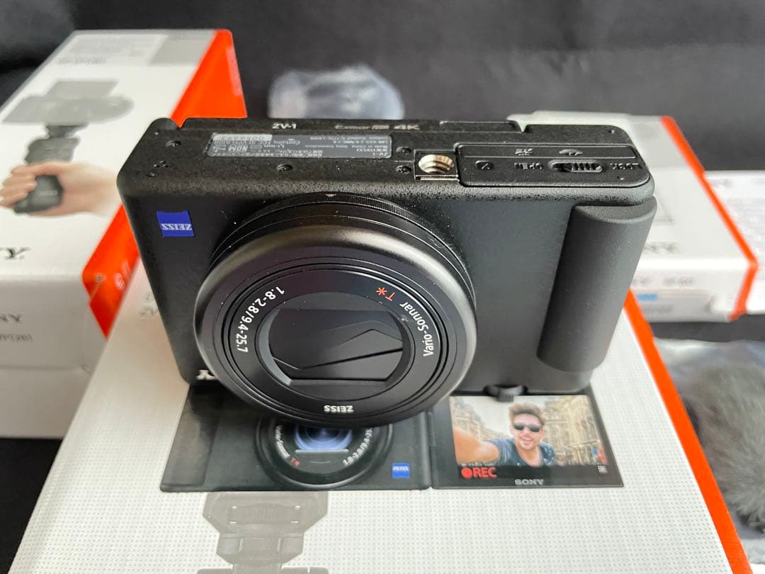 す*き様 ZV-1G SONY VLOGCAM、シューティンググリップ付き 新品