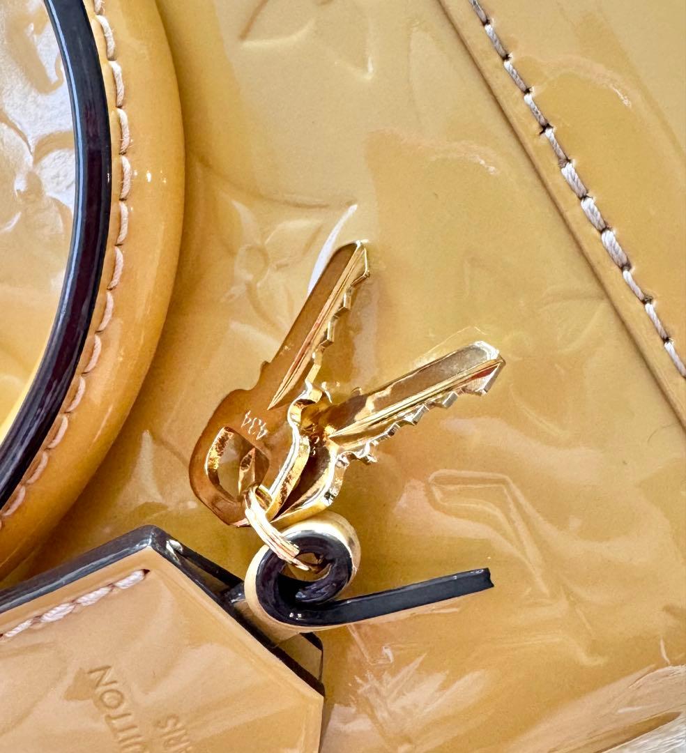 Louis Vuitton ルイヴィトン アルマ BB ベージュショルダーバッグ