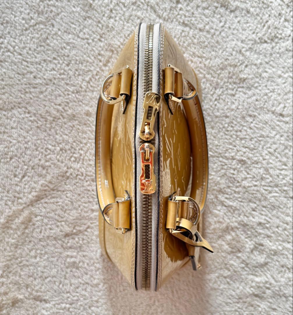 Louis Vuitton ルイヴィトン アルマ BB ベージュショルダーバッグ