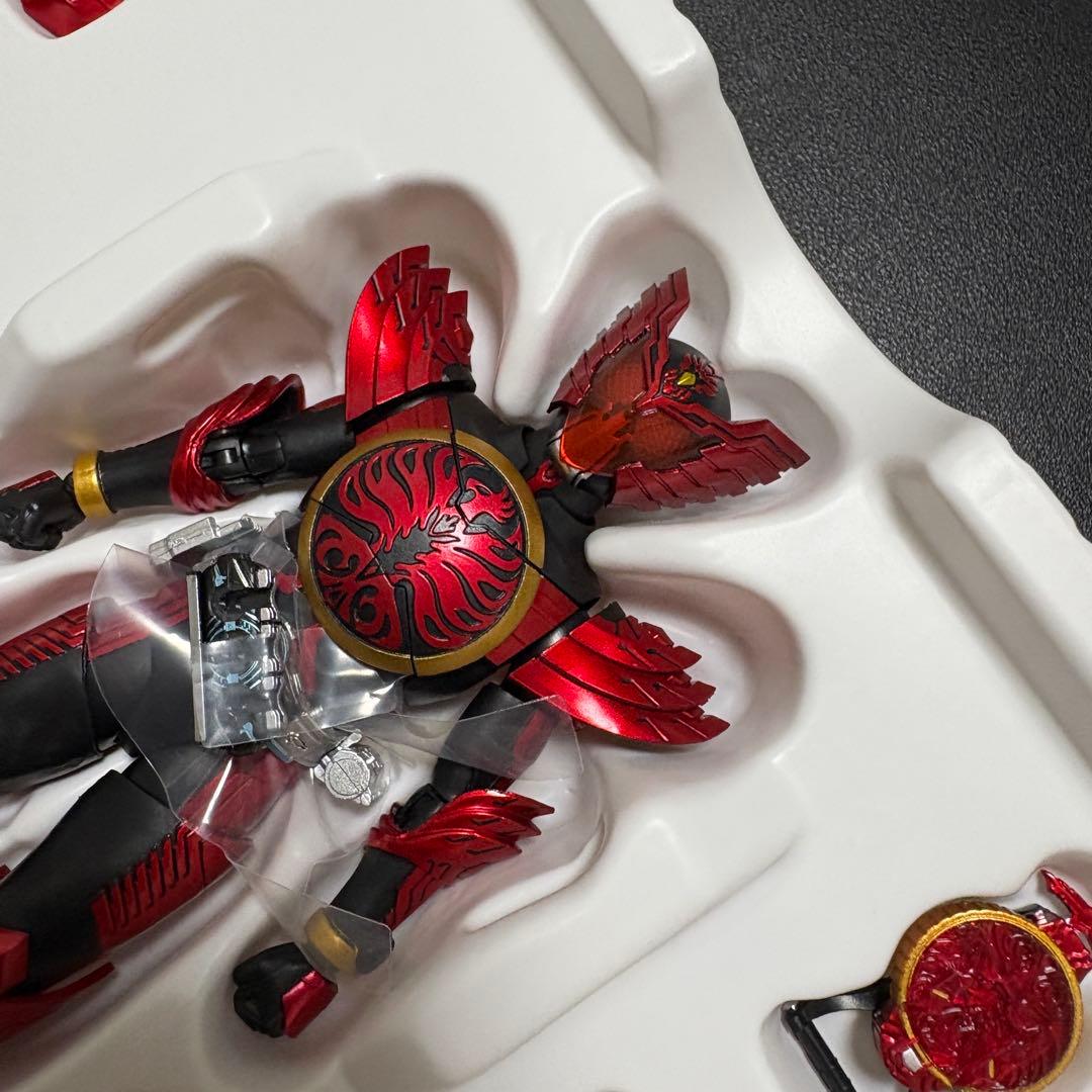 フィギュアーツ 真骨彫 仮面ライダーオーズ タジャドルコンボ(最終回Ver.)