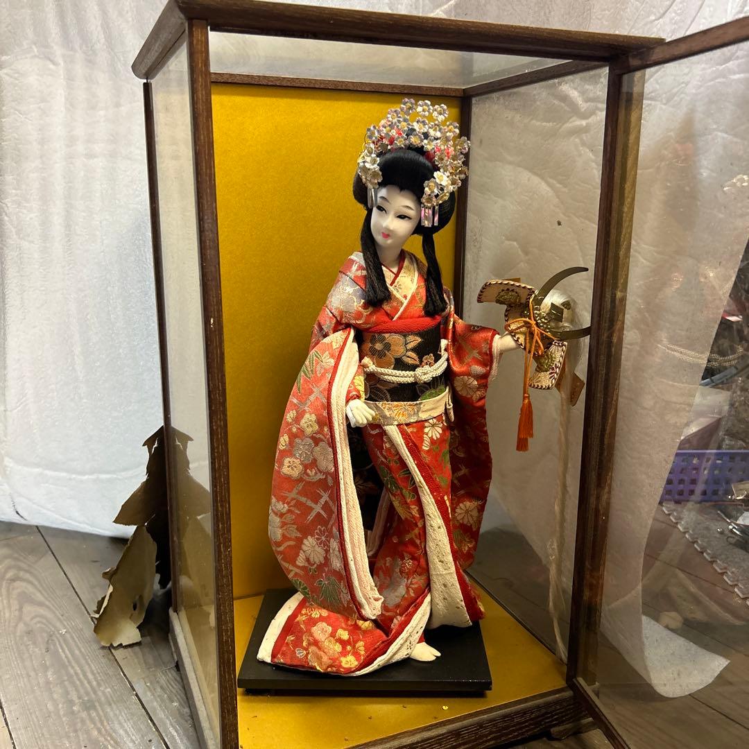 日本人形