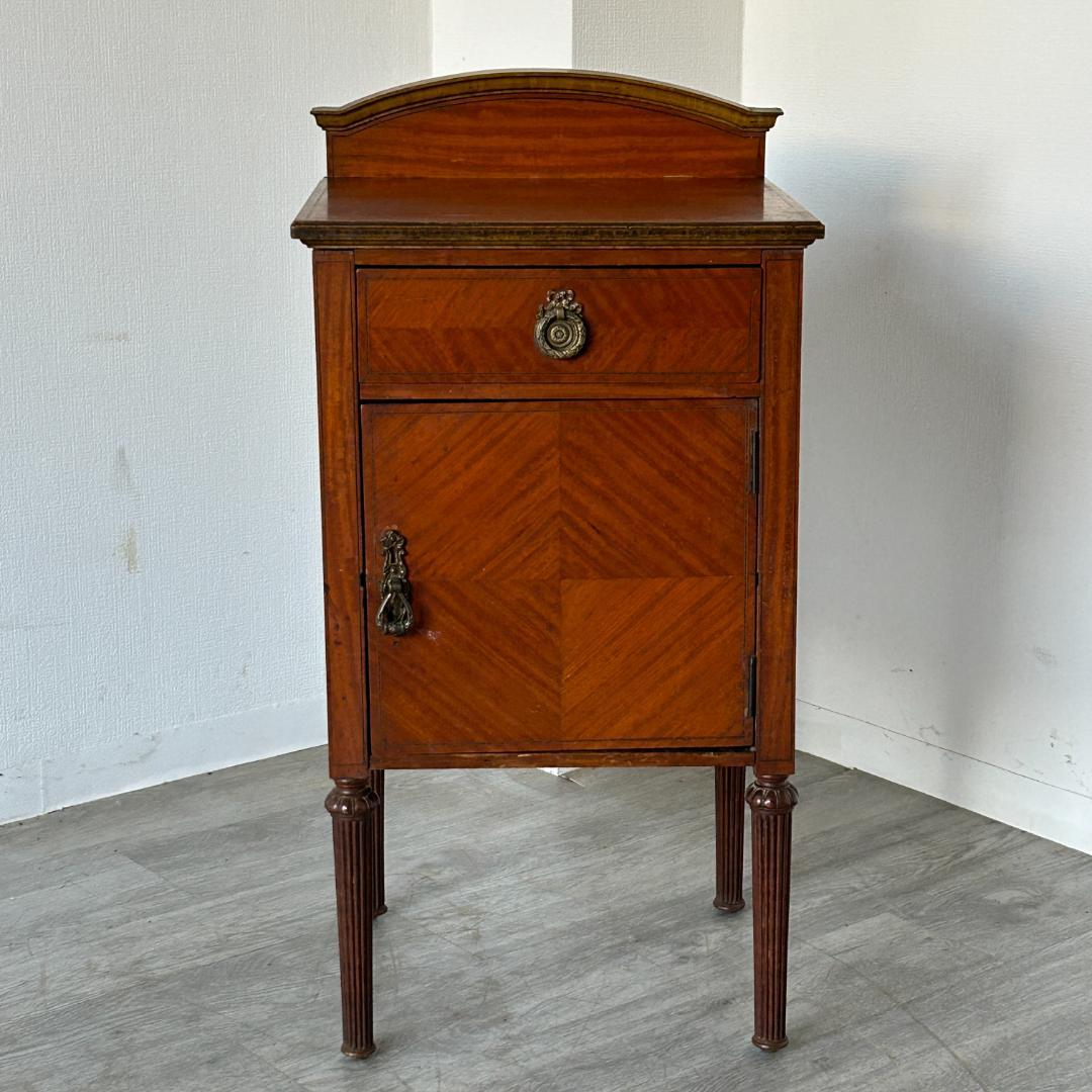 イギリス アンティーク家具 カップボード 1930年頃 893A