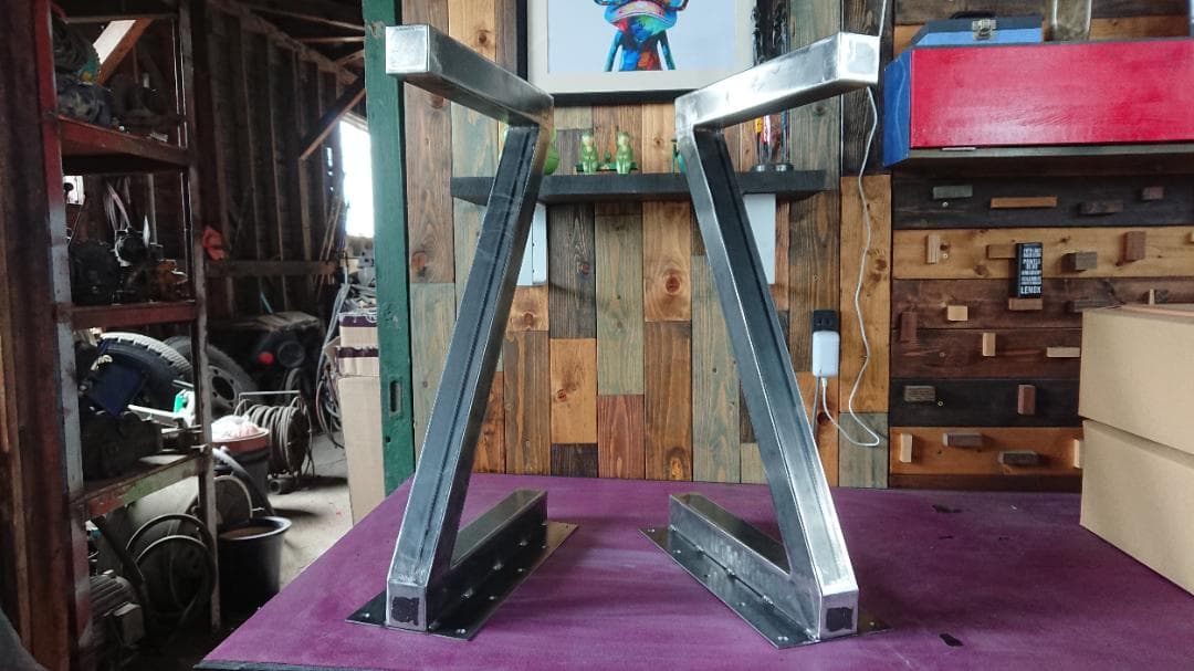 無塗装でアイアンな極太鉄脚♪ Z型2脚・H型2脚