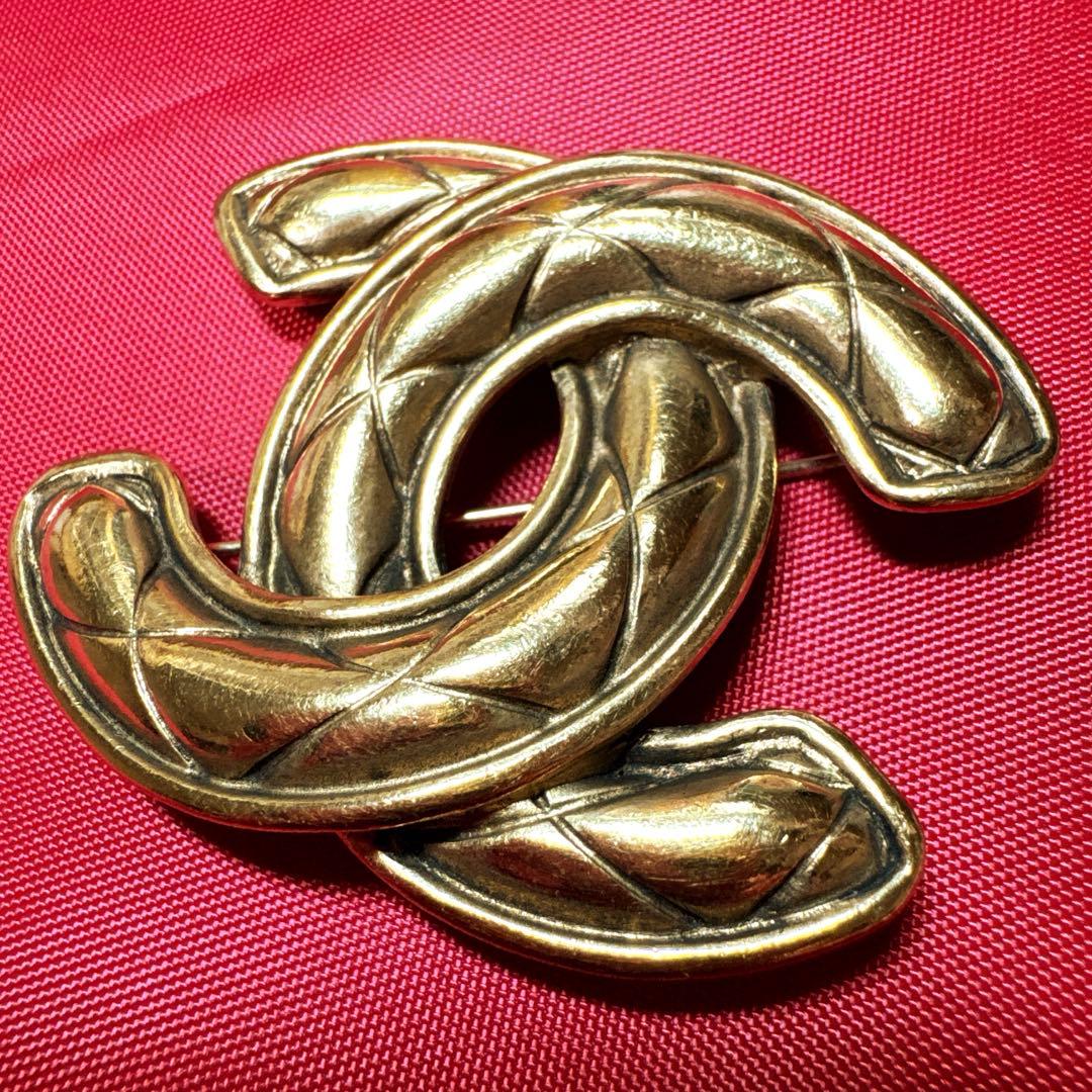 n*a様 2903★CHANEL ブローチ　1152 マトラッセ　ココマーク　ゴ