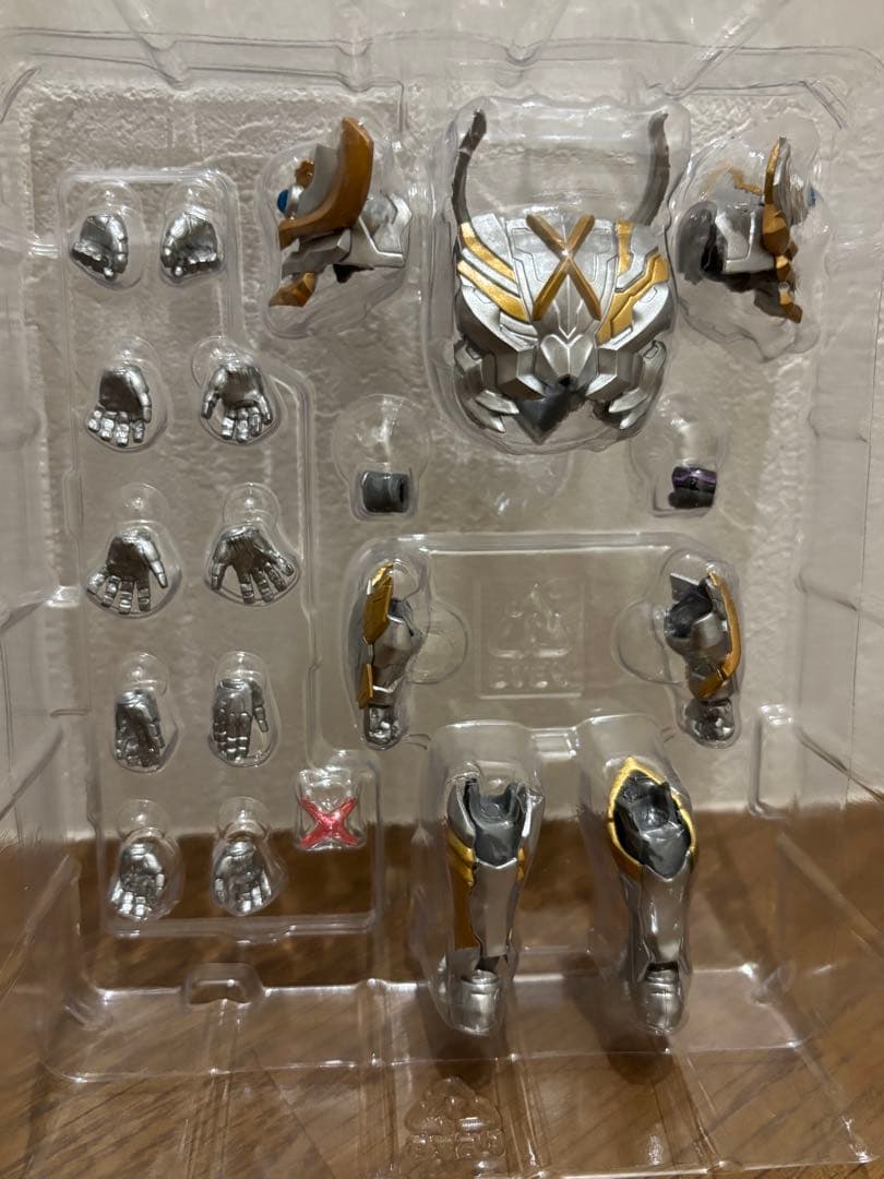 SHFiguarts ウルトラマンエクシードX & オプションパーツセット