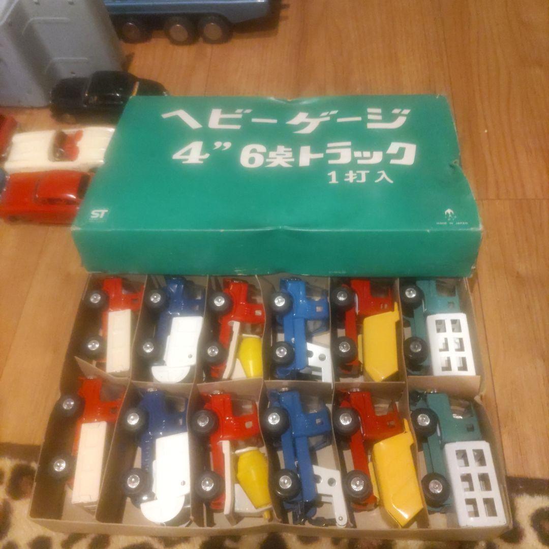 ブリキ車
