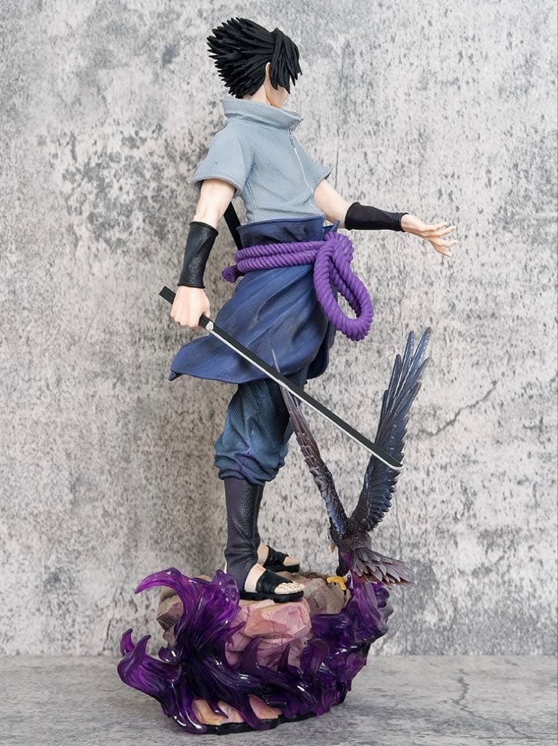 NARUTO ナルト　うちはサスケ　高さ37cm 海外フィギュア