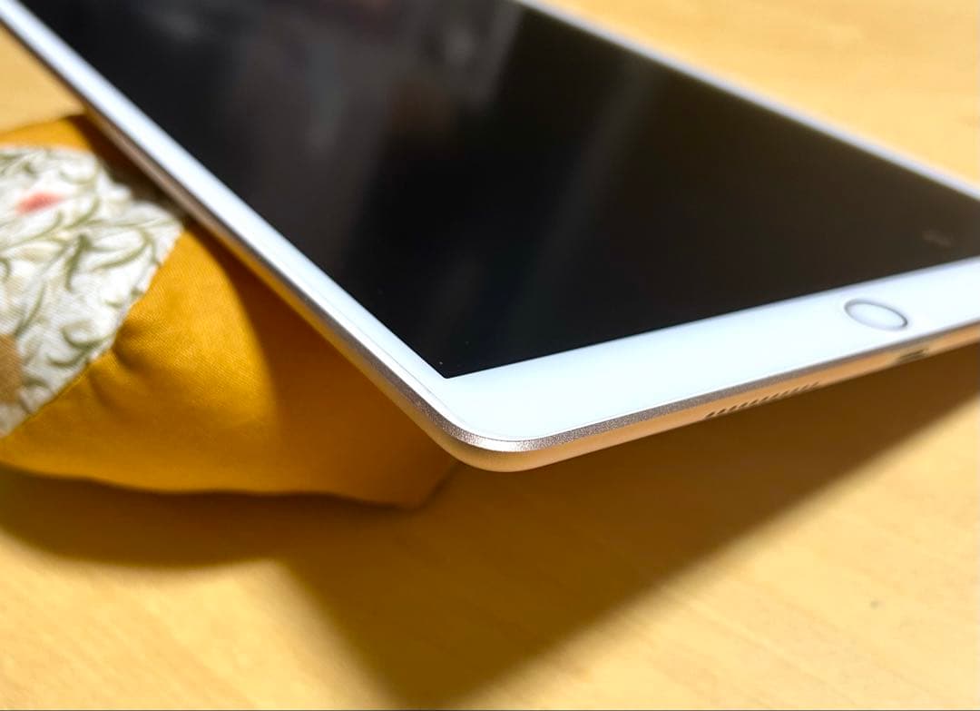 iPad Air 第3世代(64GB) Wi-Fiモデル ゴールド