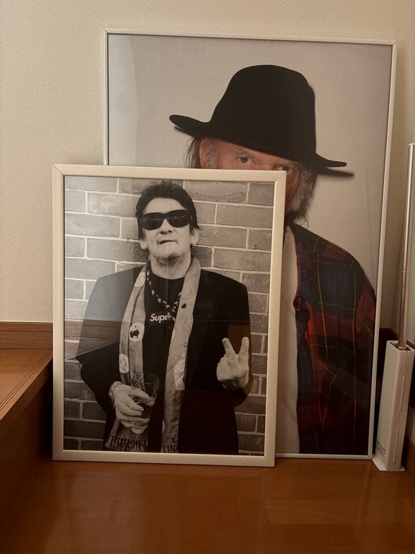 supreme ニールヤング ポスター 額装済み