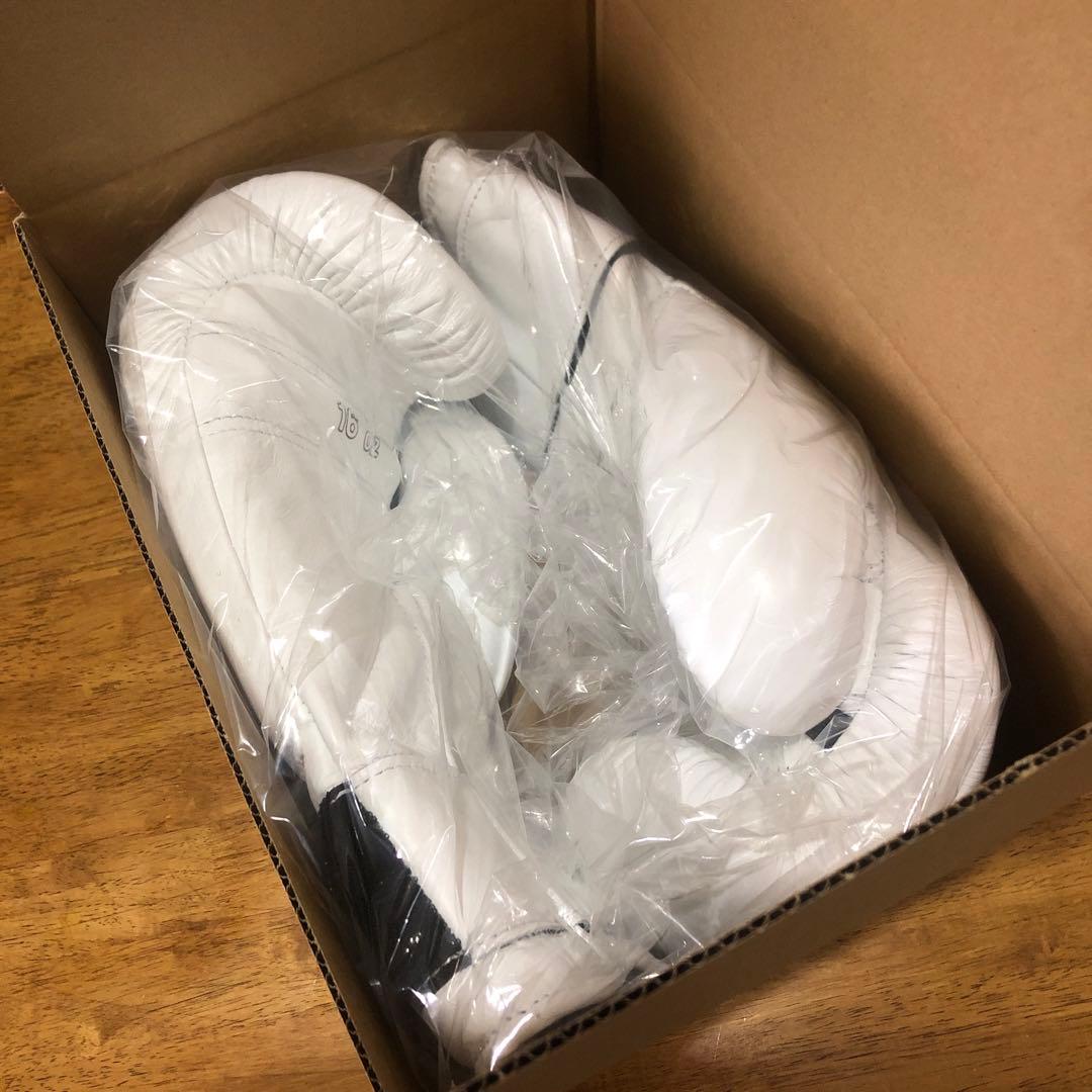 Winning ボクシンググローブ 16 oz 新品