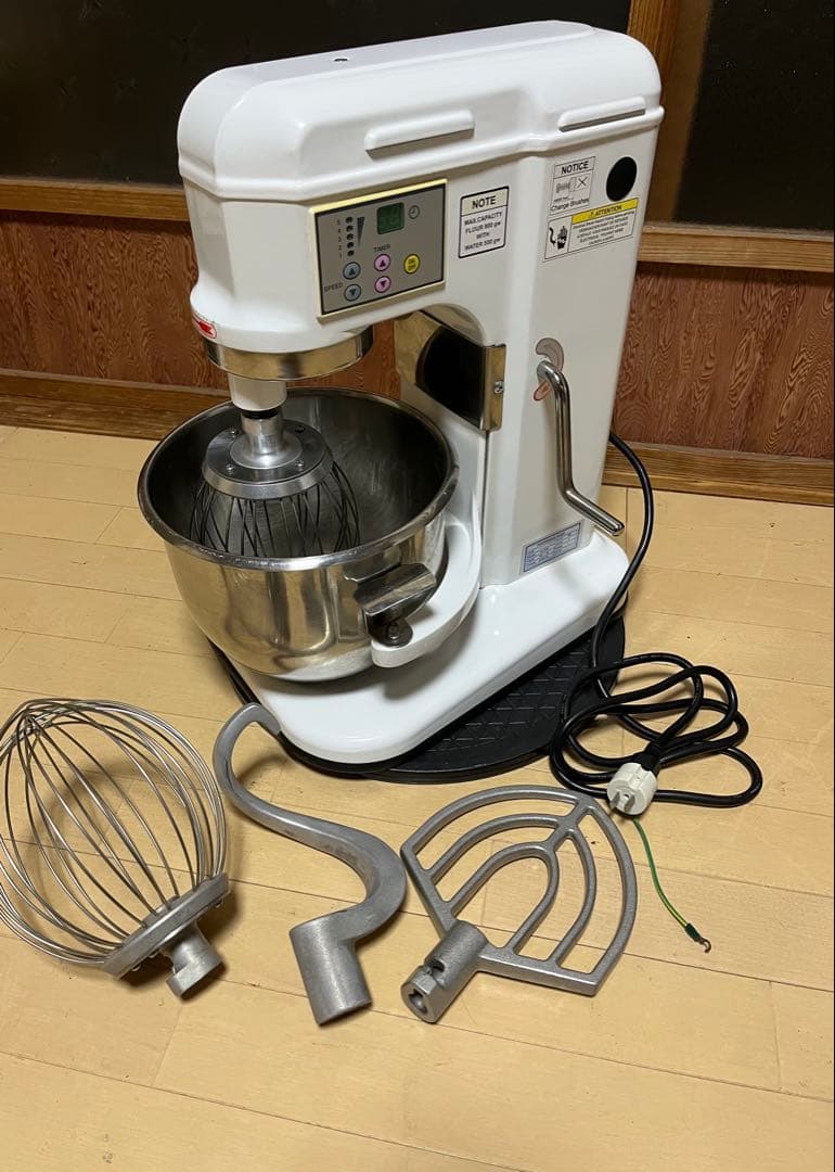 美品2018年製　小林機械　業務用卓上ミキサー　HL-11007 100v動作品