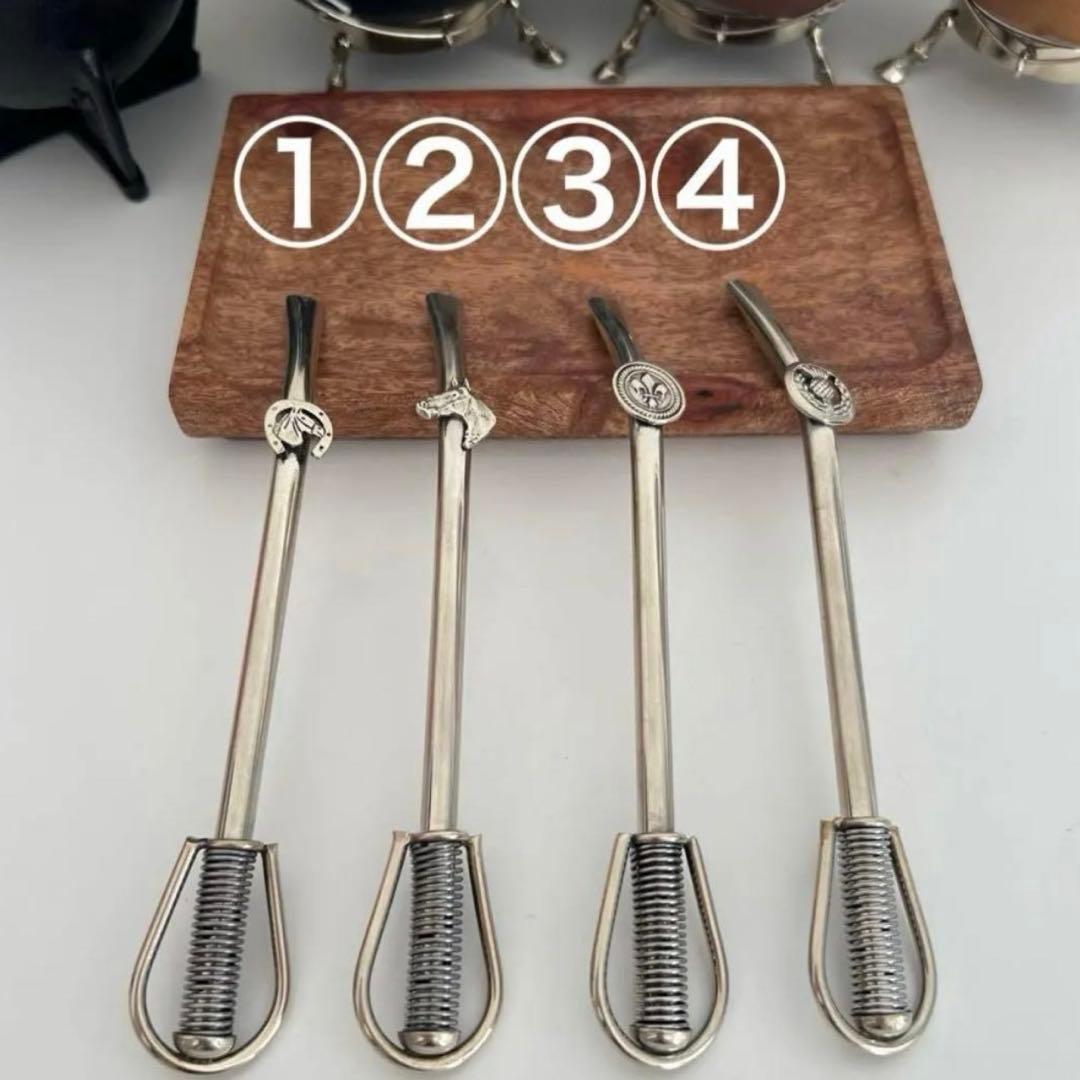 アルゼンチン製 アルパカ装飾／馬モチーフ／脚付き台座マテ壺