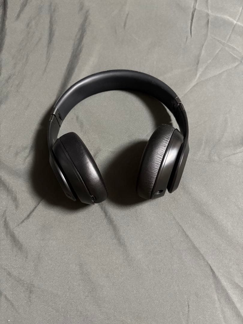 beats studio pro ワイヤレスヘッドホン