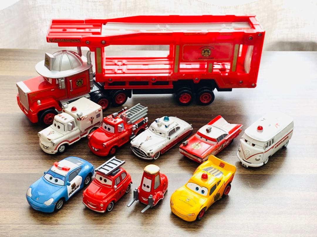 廃盤　トミカ　カーズトミカ　レスキューゴーゴーフルコンプリートセット