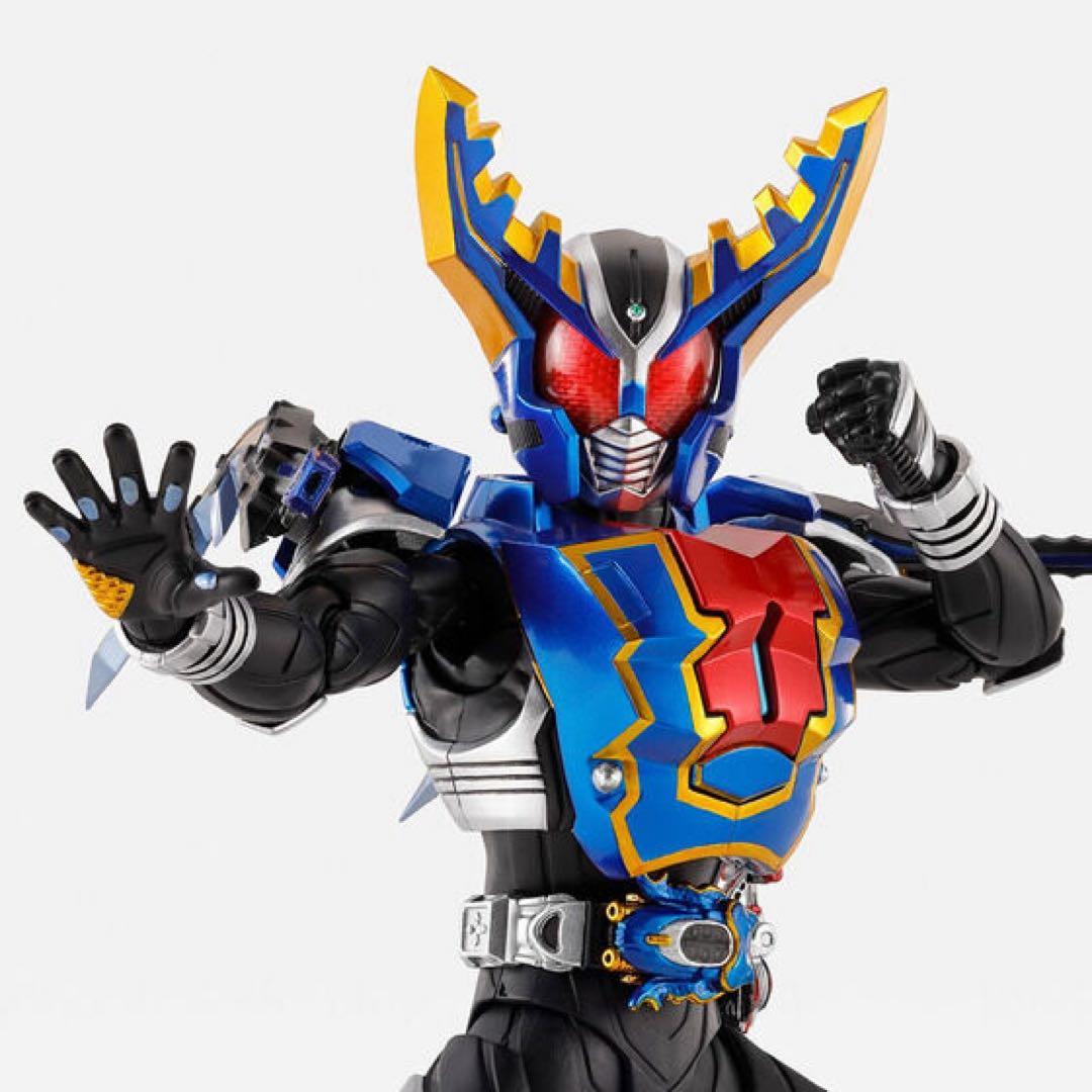 S.H.Figuarts 真骨彫製法　仮面ライダーガタックハイパーフォーム