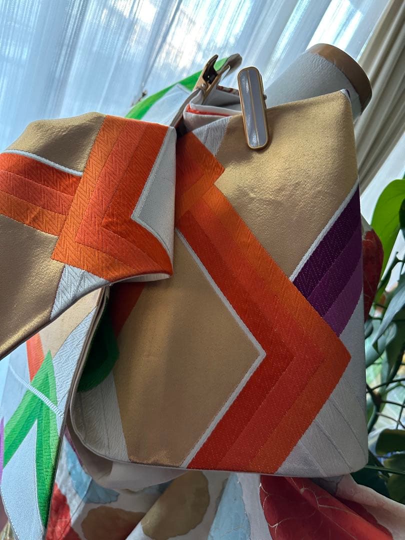 振袖フルセット クリームホワイト×マルチカラードット菊紋 金駒刺繍