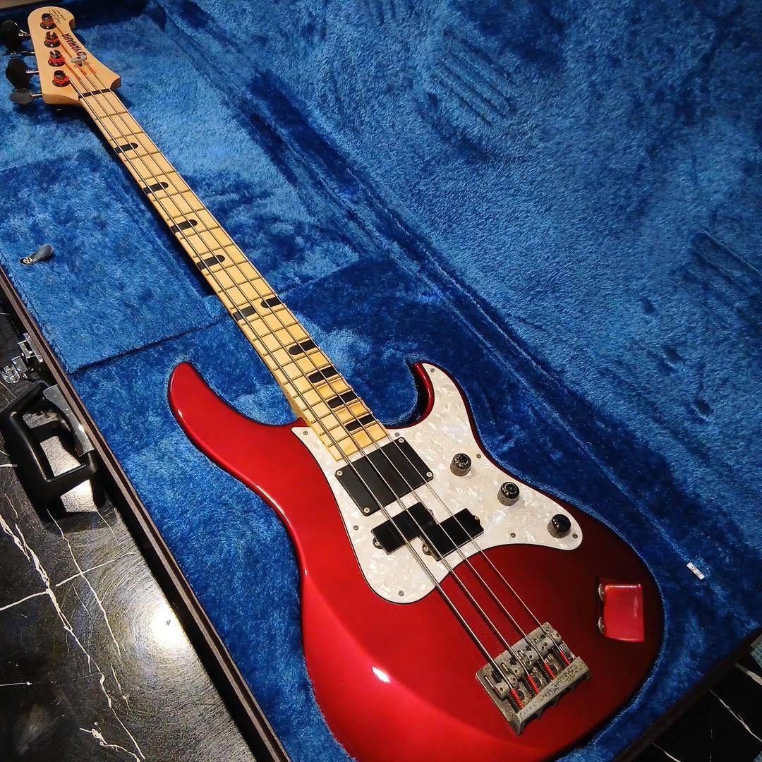 ベース YAMAHA ATTITUDE LTD2 BILLY SHEEHAN MODEL