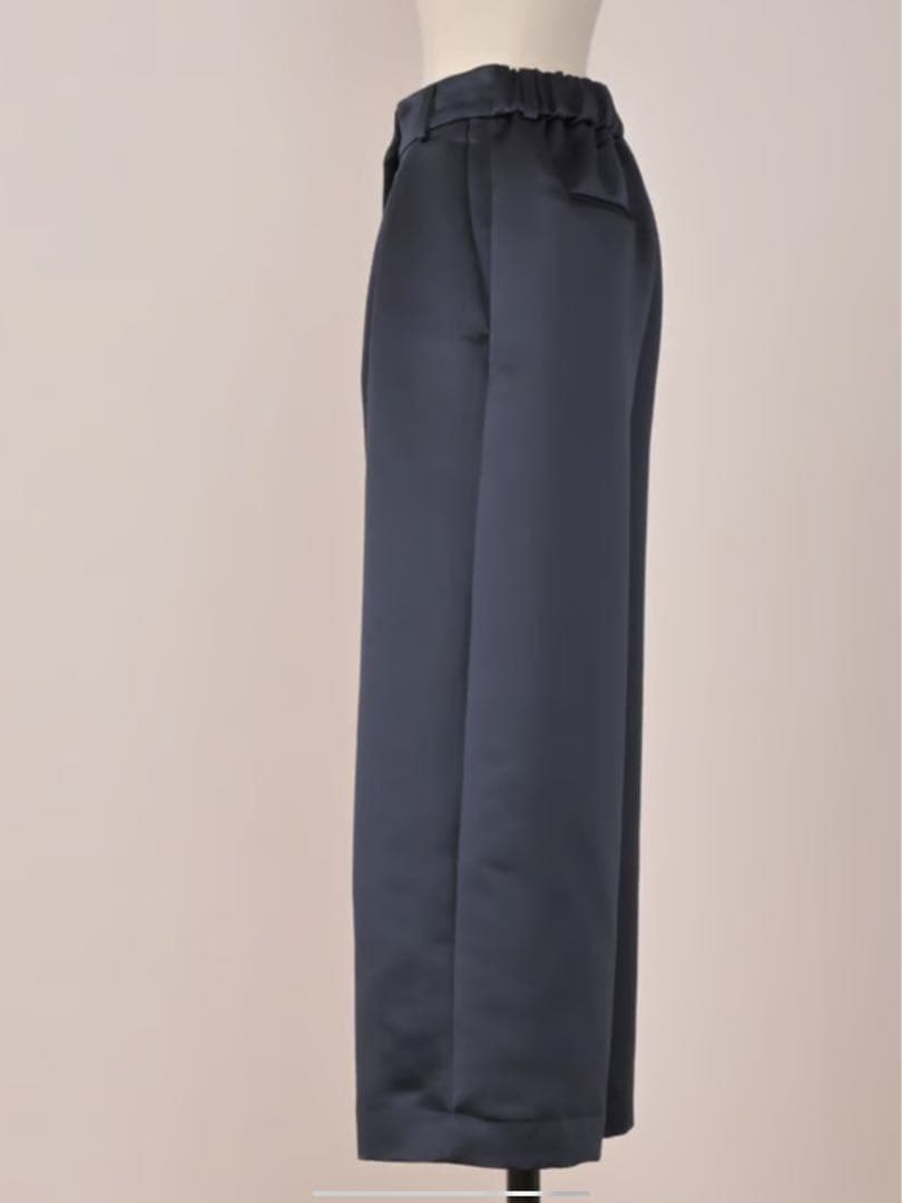 HEVE サテン ガウチョパンツ ネイビー36新品